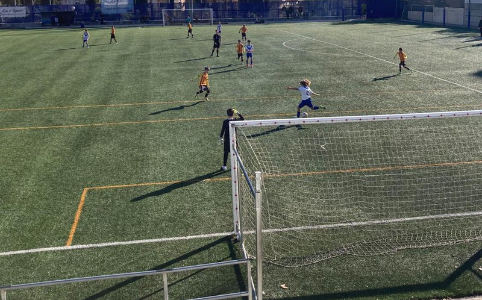 Jugar com toca a cada edat